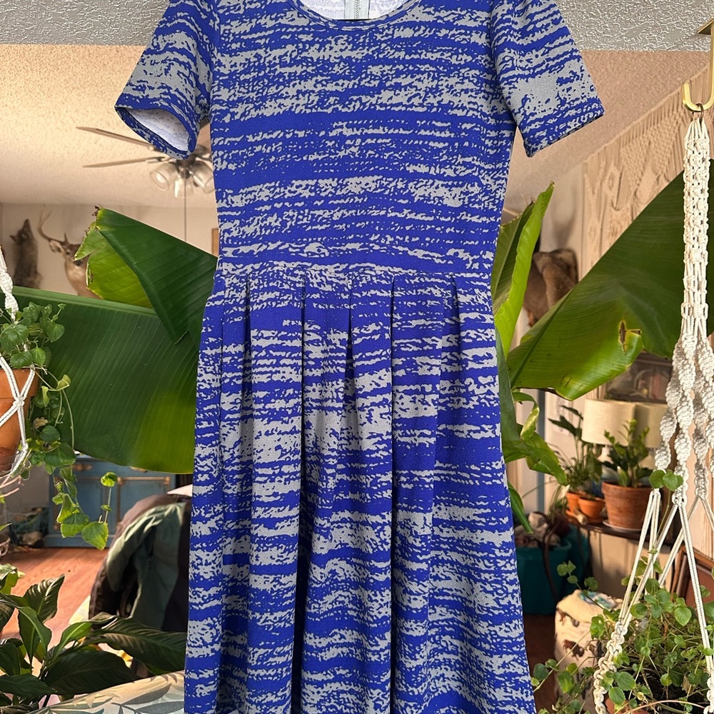 LuLaRoe Amelia Dress in Blue & Gray Pattern - POCKETS!
